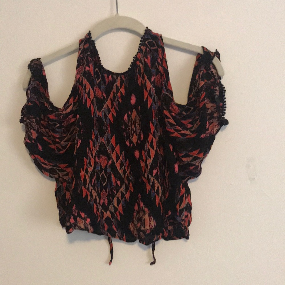 Tribal printed cold shoulder t shirt